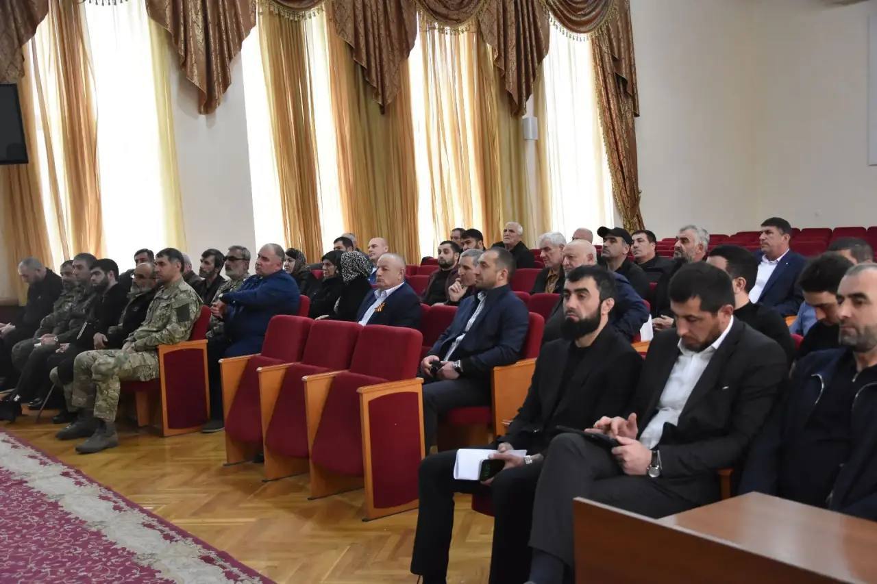 Муниципалитеты южной зоны Дагестана обсудили меры имущественной поддержки участников СВО